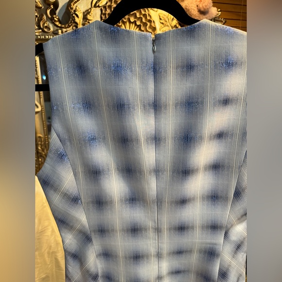 Carlisle Collection NWT Designer Dress, Shimmer Sheen White&Blue W/Pearl Detail - Picture 9 of 11